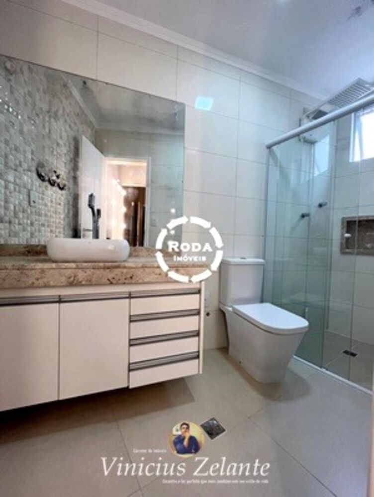 Casa à venda com 3 quartos, 230m² - Foto 3