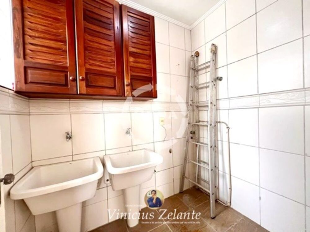 Casa para alugar com 4 quartos, 209m² - Foto 22