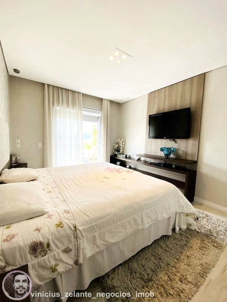 Apartamento, 4 quartos, 189 m² - Foto 1