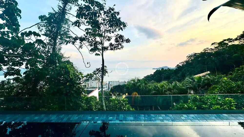 Casa de Condomínio à venda com 5 quartos, 508m² - Foto 4