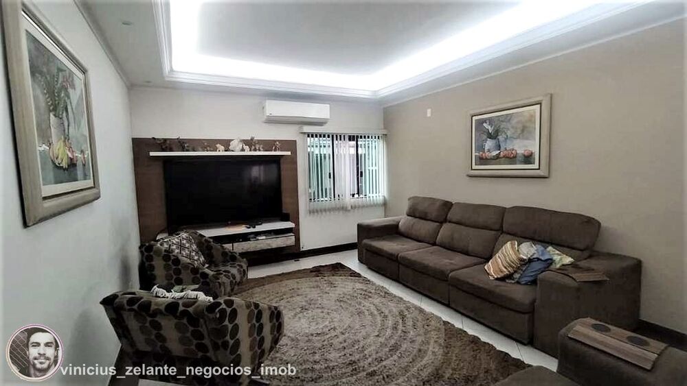 Casa à venda com 4 quartos, 45m² - Foto 13
