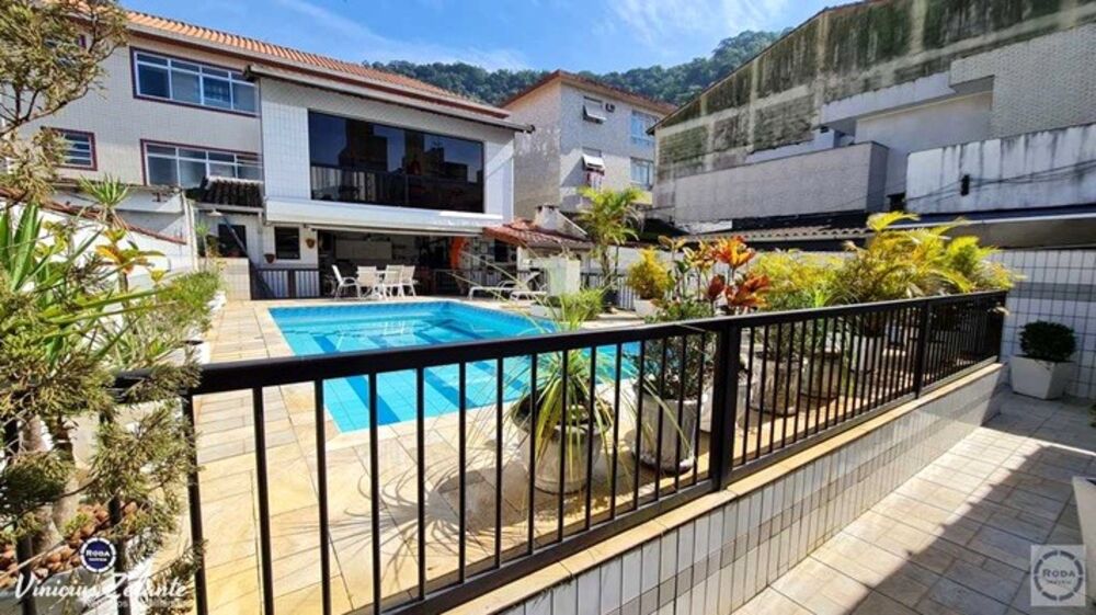 Casa à venda com 3 quartos, 350m² - Foto 4