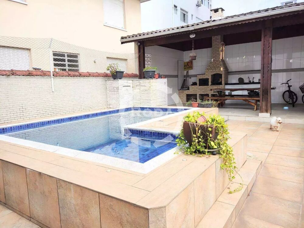 Casa, 3 quartos, 176 m² - Foto 2