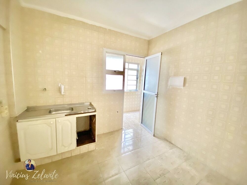 Apartamento à venda com 2 quartos, 70m² - Foto 13