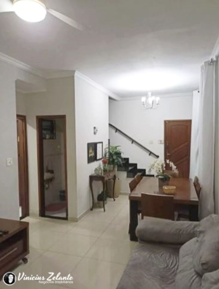 Casa, 5 quartos, 210 m² - Foto 2