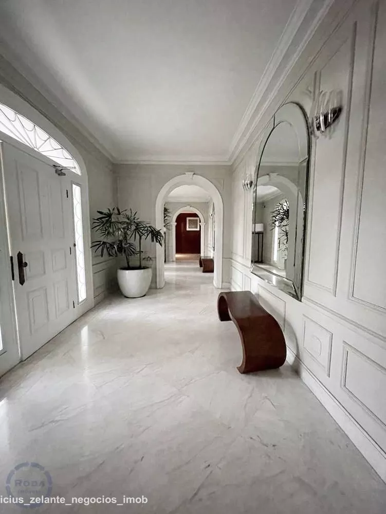Apartamento, 3 quartos, 210 m² - Foto 1
