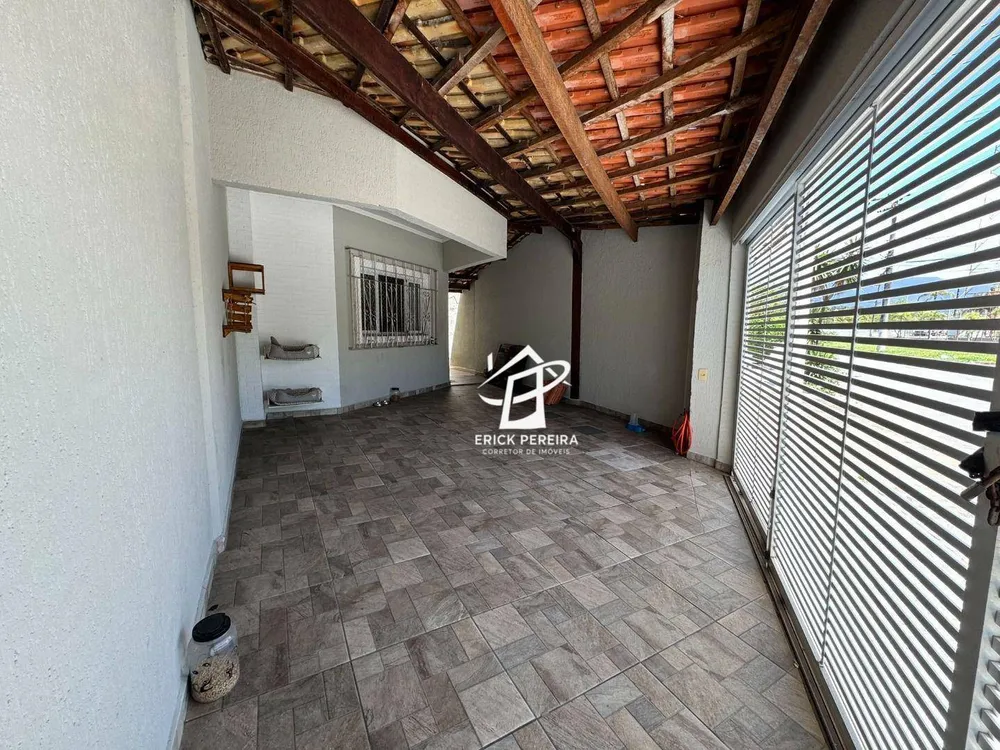 Casa, 3 quartos, 127 m² - Foto 1