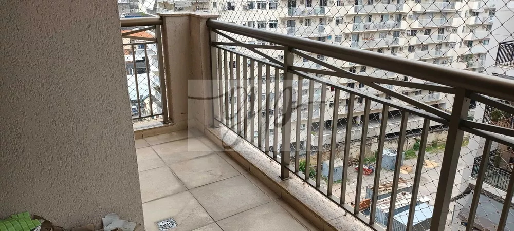 Apartamento à venda com 3 quartos, 82m² - Foto 2