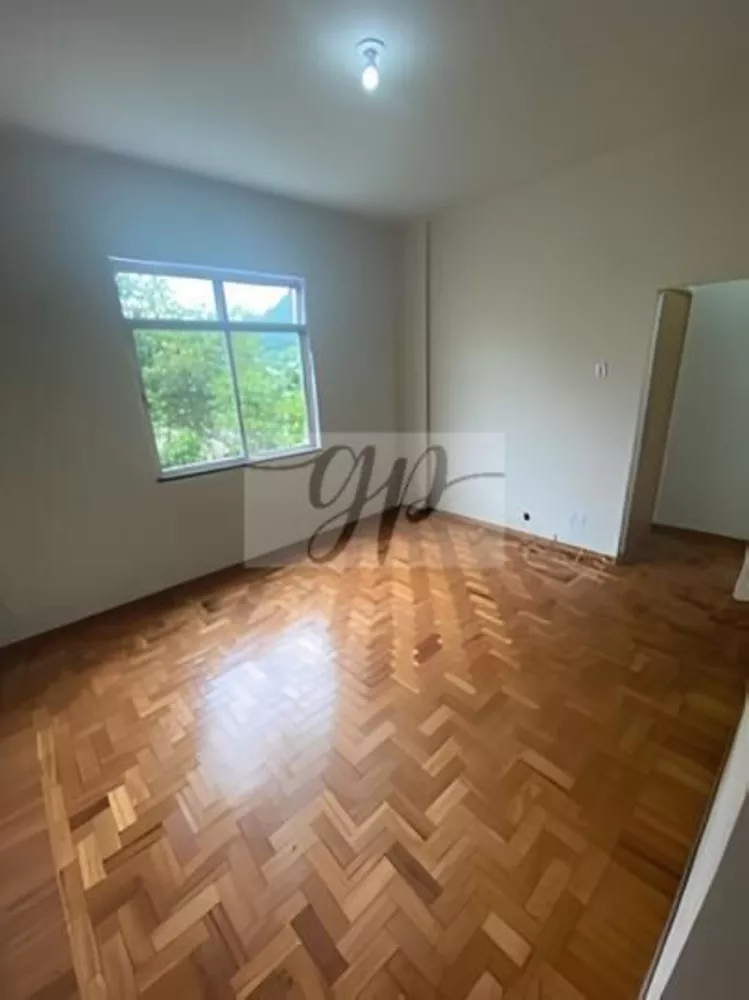 Apartamento à venda com 2 quartos, 57m² - Foto 2