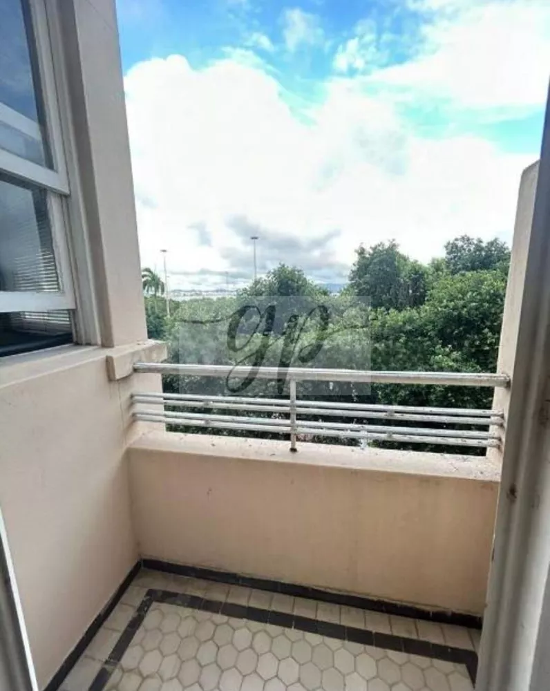 Apartamento à venda com 3 quartos, 190m² - Foto 1