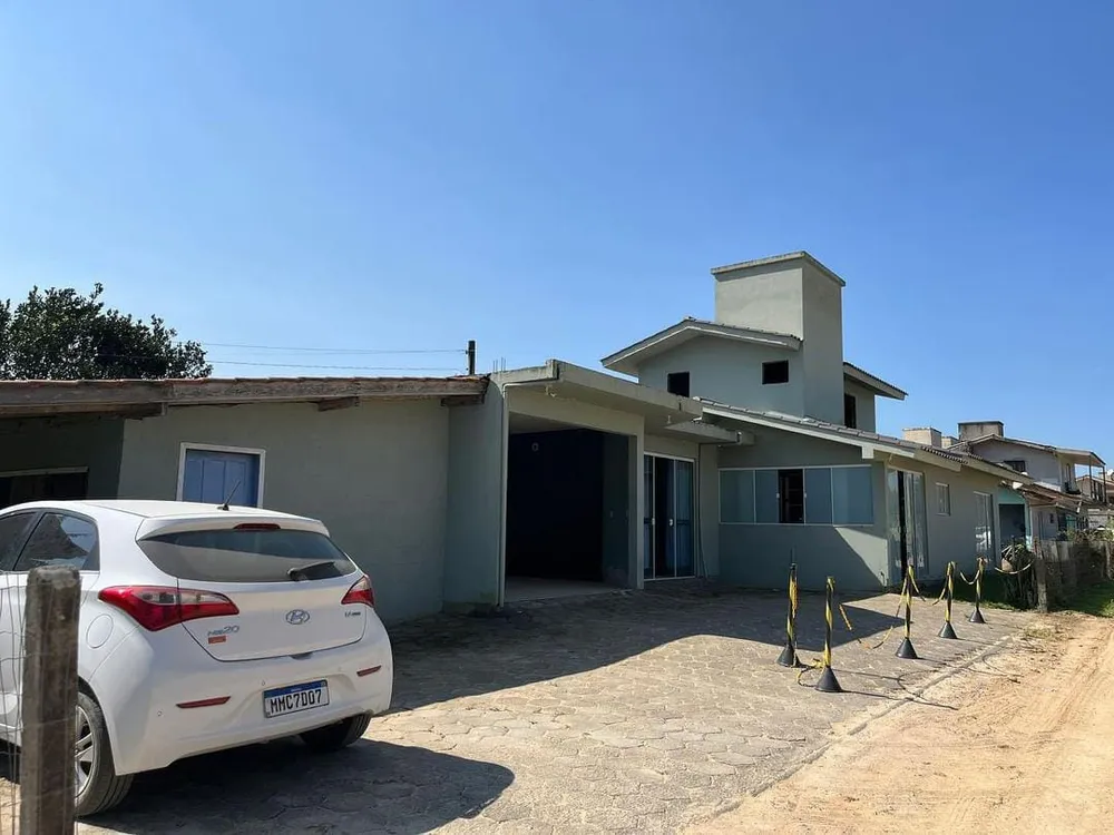 Casa, 3 quartos, 172 m² - Foto 2