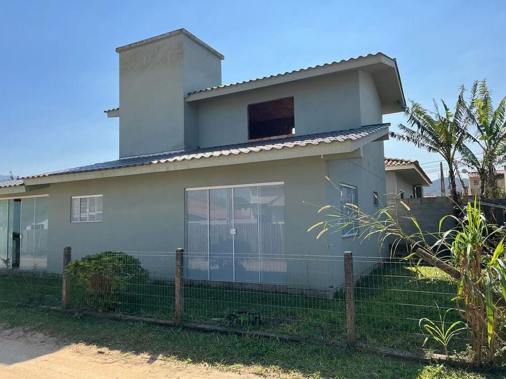 Casa, 3 quartos, 172 m² - Foto 1