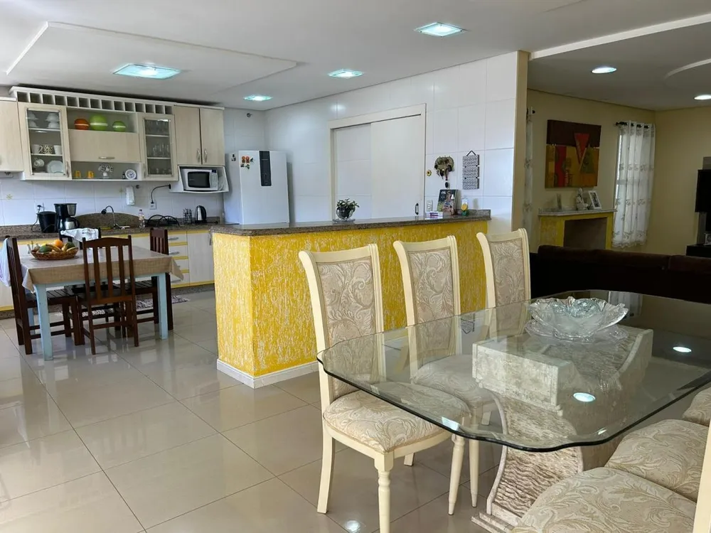 Casa, 5 quartos, 300 m² - Foto 4