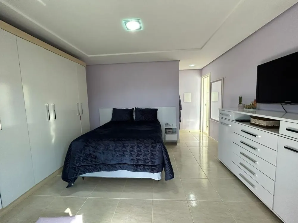 Casa, 5 quartos, 300 m² - Foto 9