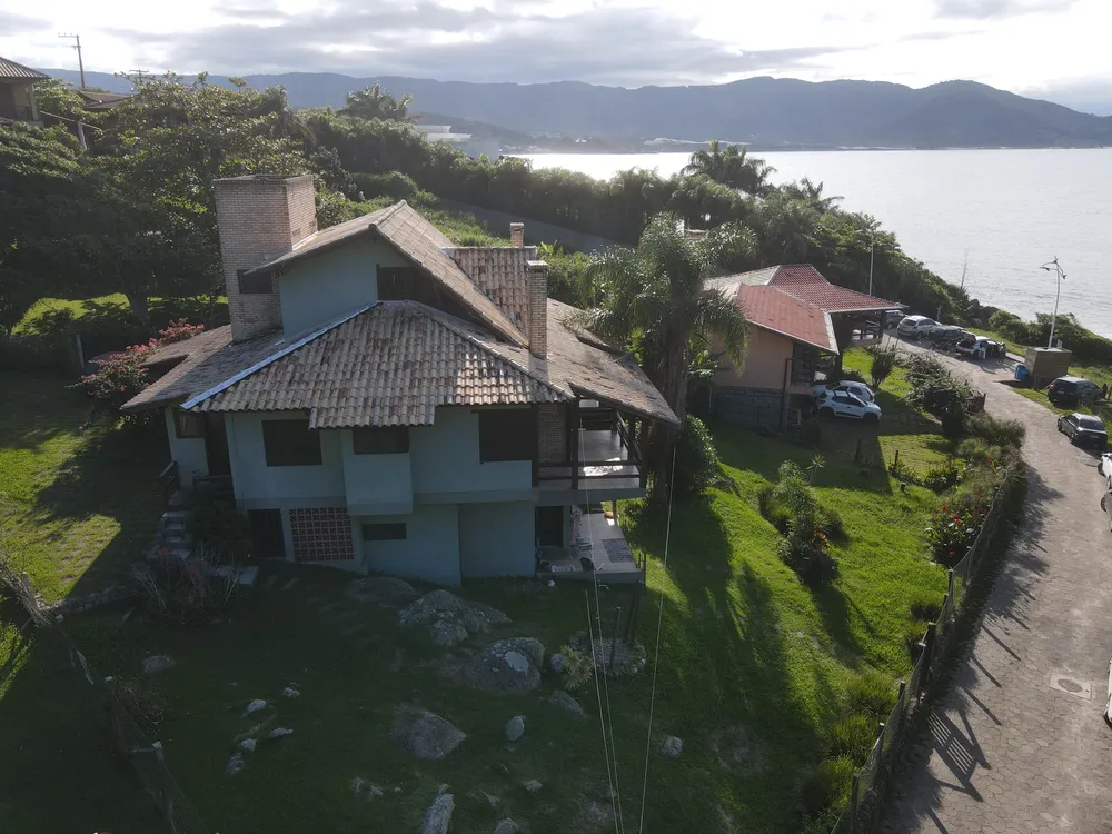 Casa, 8 quartos - Foto 1