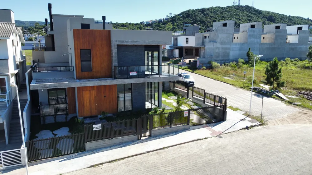 Casa, 3 quartos, 149 m² - Foto 1