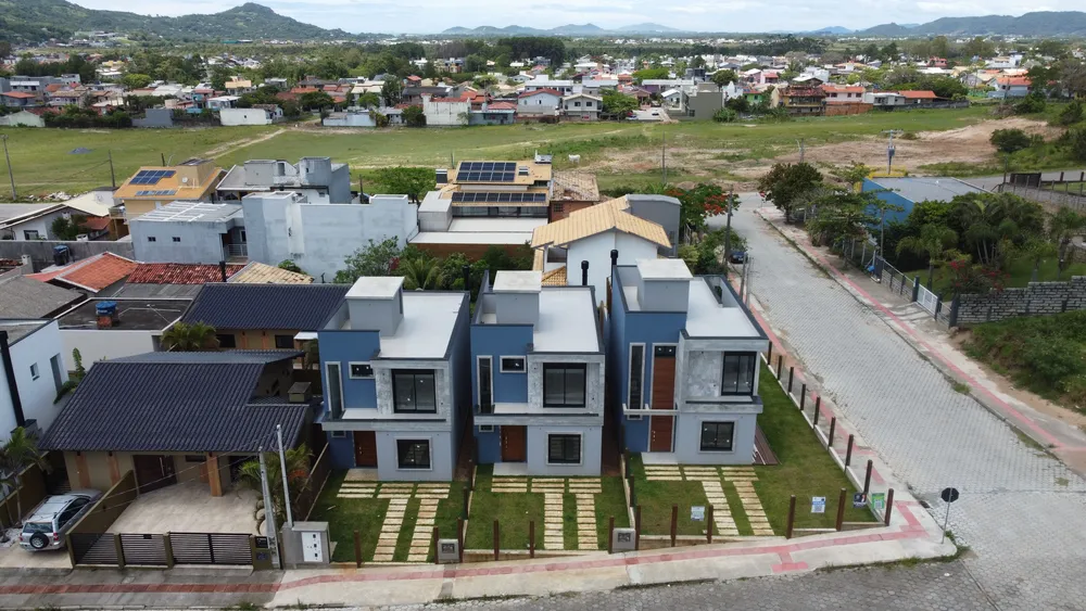 Casa, 3 quartos, 178 m² - Foto 1