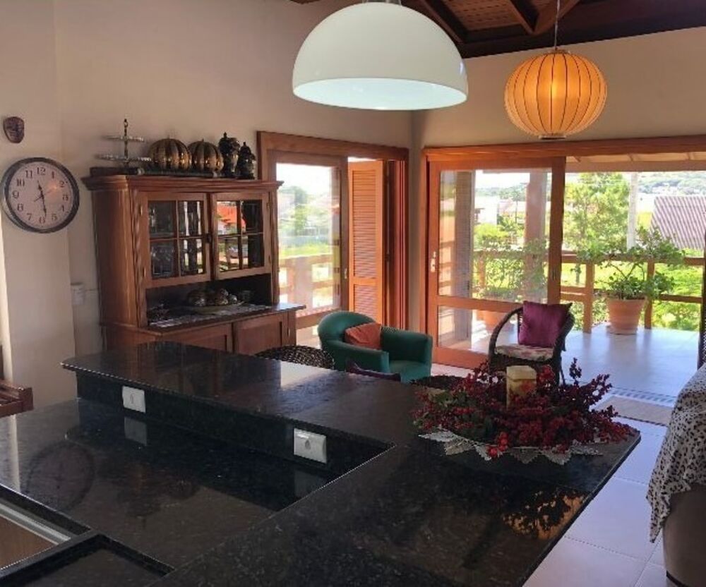 Casa, 3 quartos, 297 m² - Foto 2