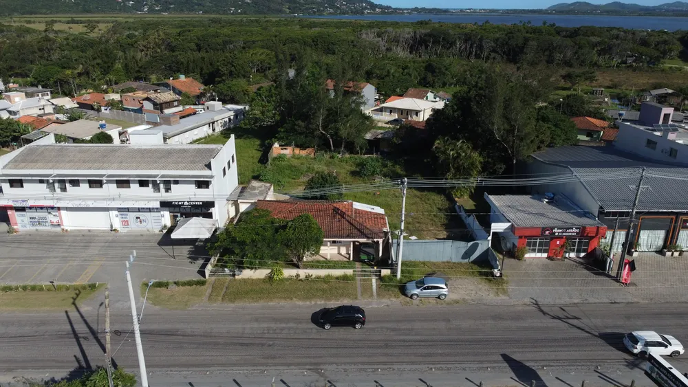 Casa, 2 quartos, 80 m² - Foto 1