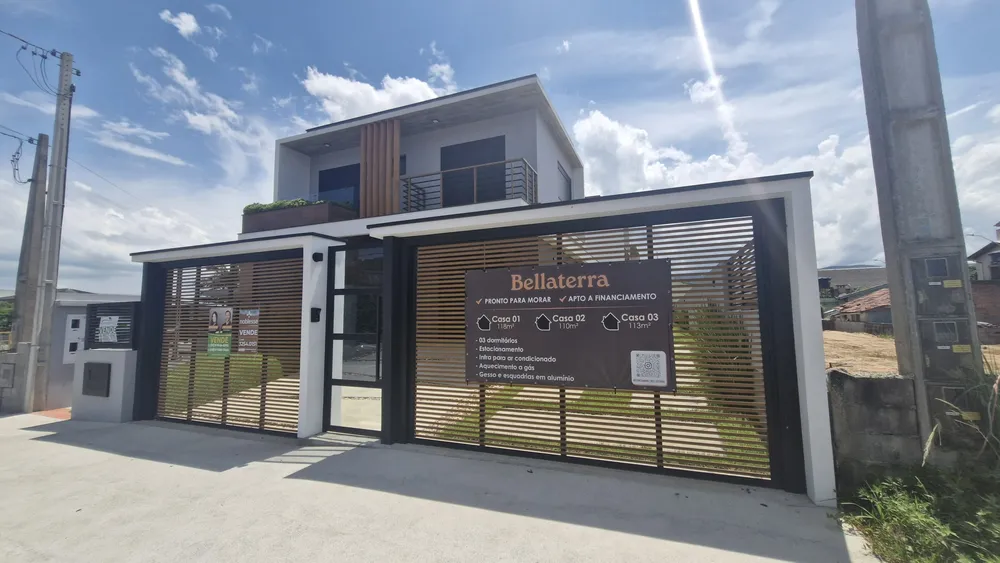 Casa, 3 quartos, 113 m² - Foto 1