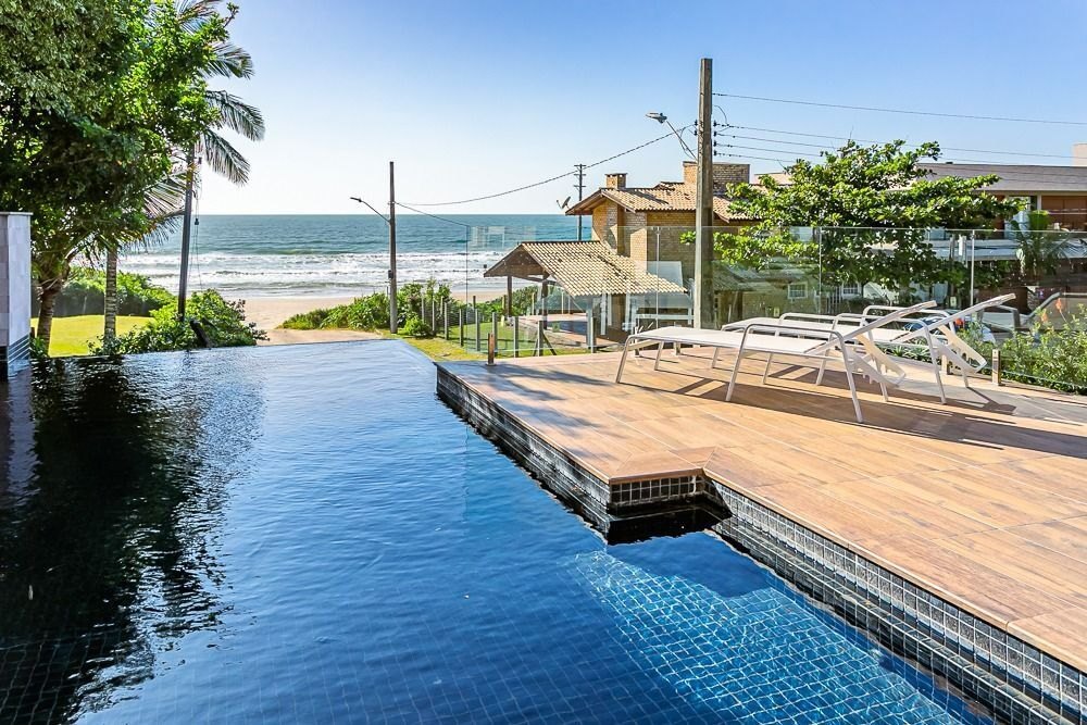 Casa, 5 quartos, 220 m² - Foto 2