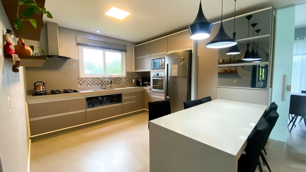 Casa, 3 quartos, 200 m² - Foto 4