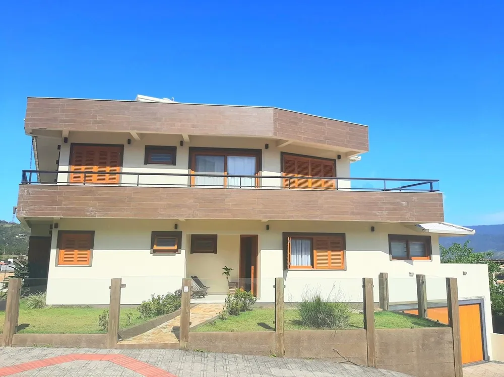 Casa, 4 quartos, 405 m² - Foto 1