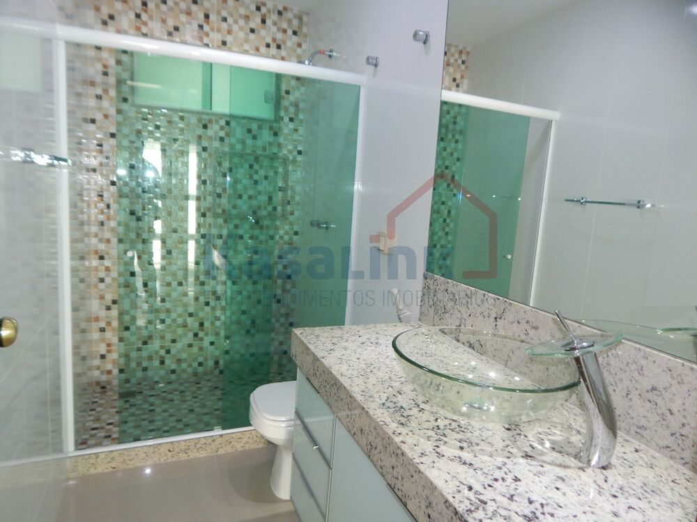 Casa à venda com 4 quartos, 330m² - Foto 17