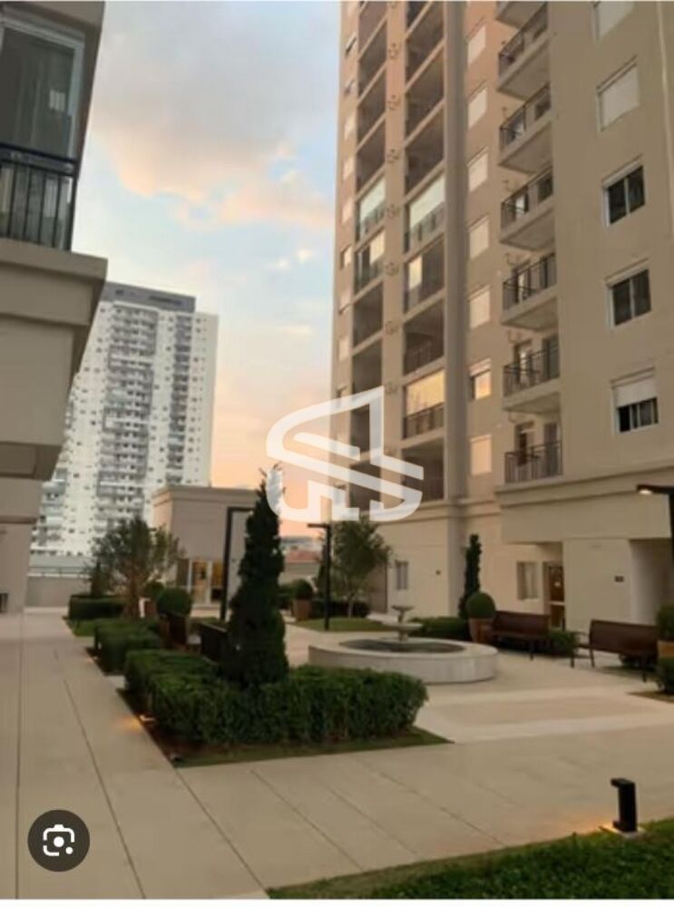 Apartamento à venda com 2 quartos, 62m² - Foto 1