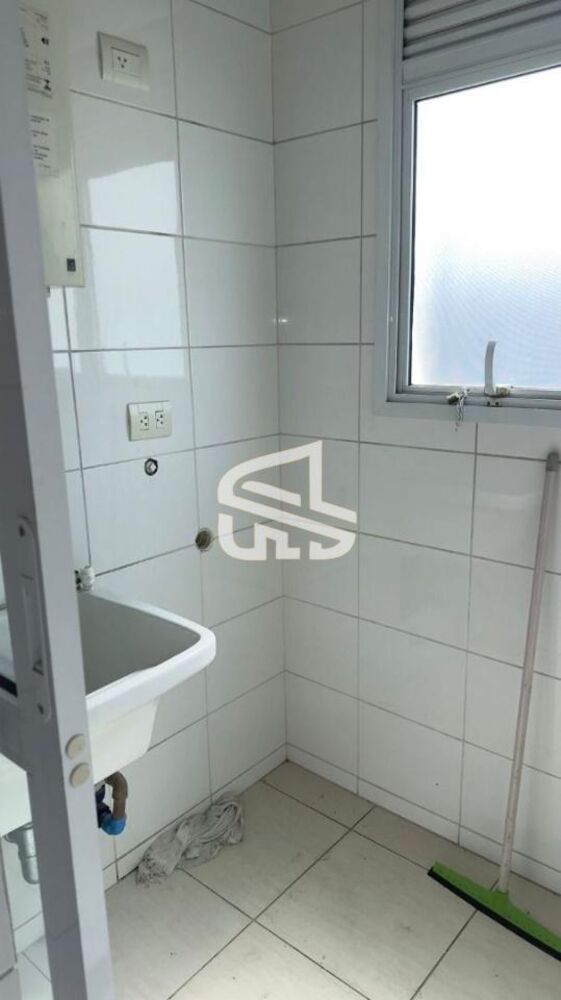 Apartamento à venda com 2 quartos, 63m² - Foto 1