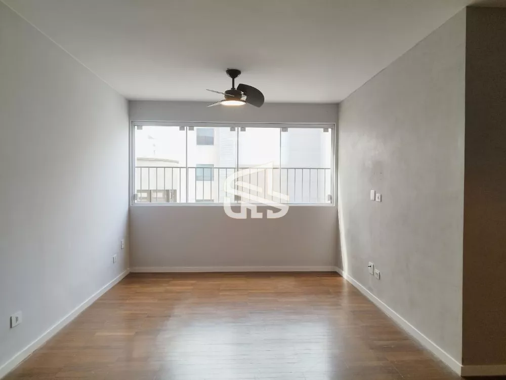 Apartamento para alugar com 3 quartos, 100m² - Foto 2