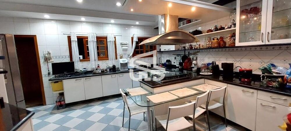 Sobrado à venda com 4 quartos, 400m² - Foto 9