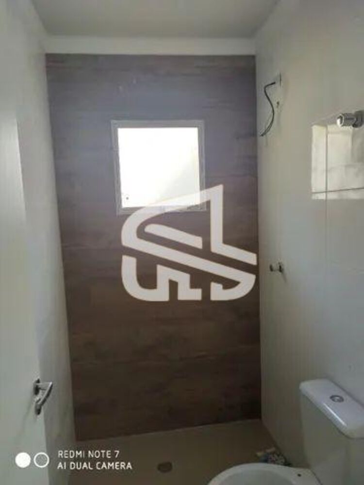 Casa à venda e aluguel com 2 quartos, 120m² - Foto 2