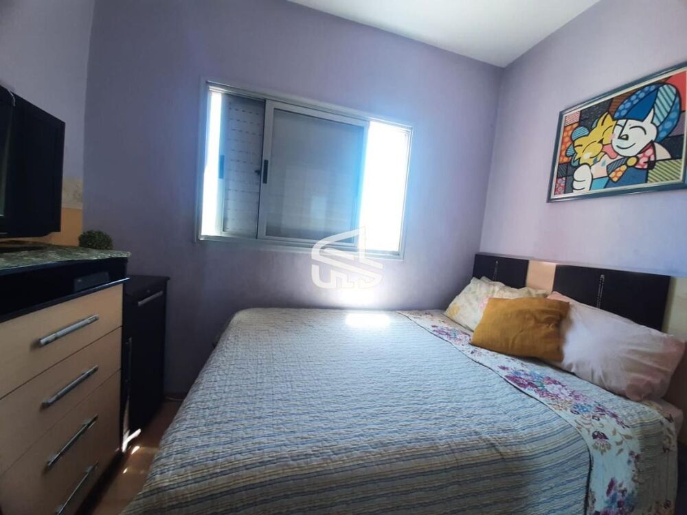Apartamento à venda com 2 quartos, 70m² - Foto 11