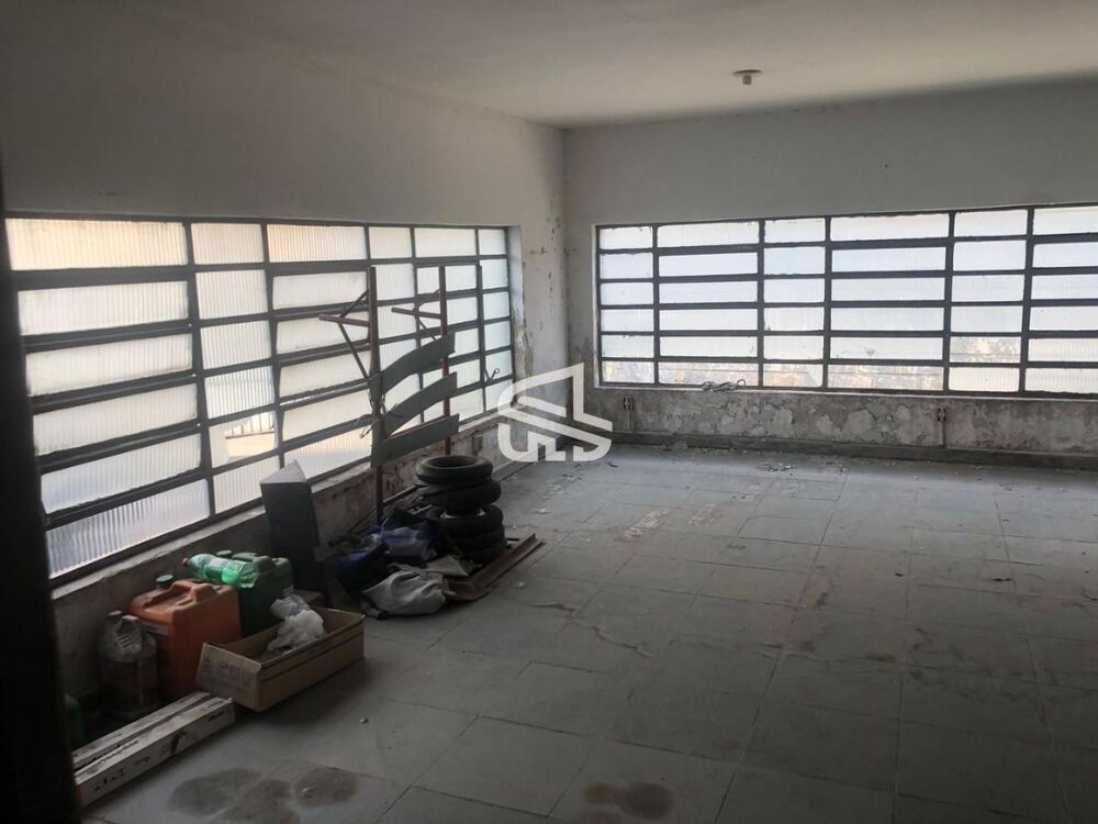 Apartamento à venda com 2 quartos, 70m² - Foto 4