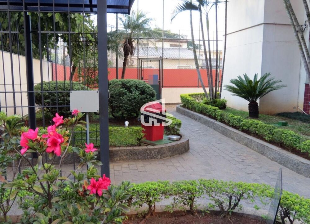 Apartamento à venda com 2 quartos, 70m² - Foto 32