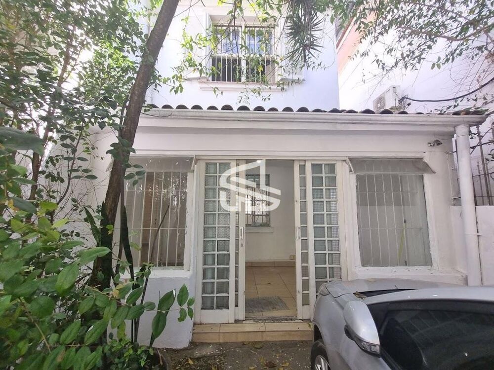 Sobrado, 5 quartos, 214 m² - Foto 1