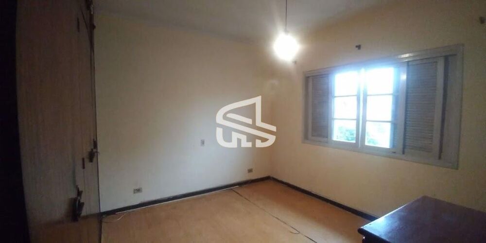 Sobrado à venda com 5 quartos, 1652m² - Foto 1
