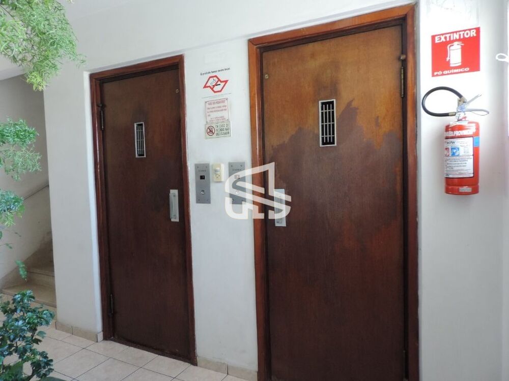 Apartamento à venda com 3 quartos, 121m² - Foto 35