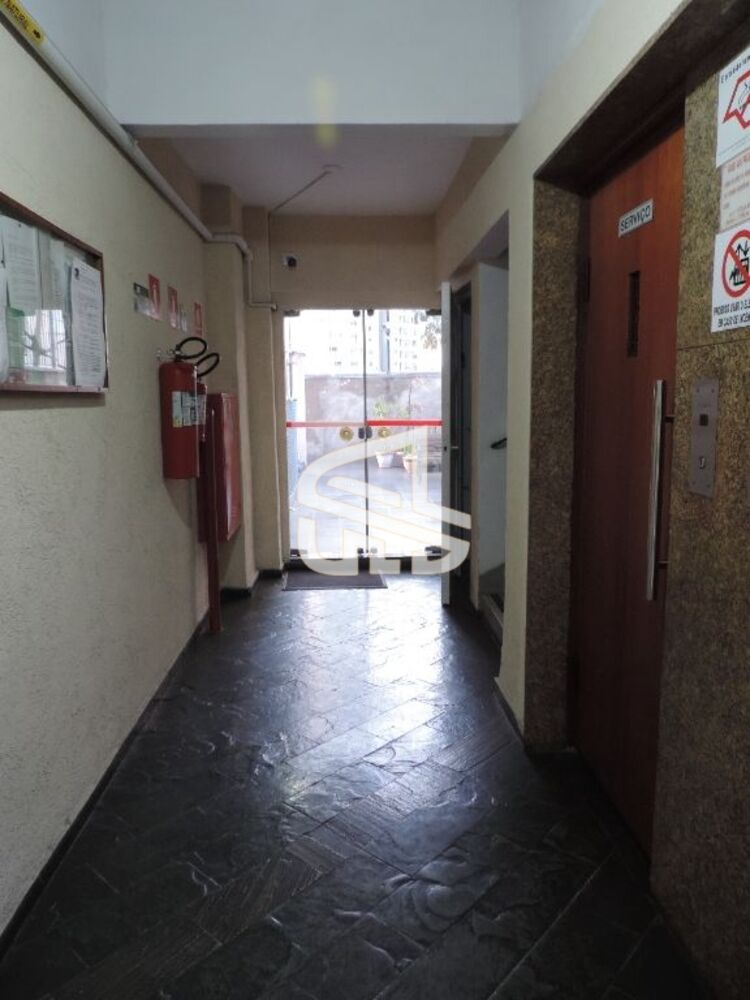 Apartamento à venda com 3 quartos, 121m² - Foto 3