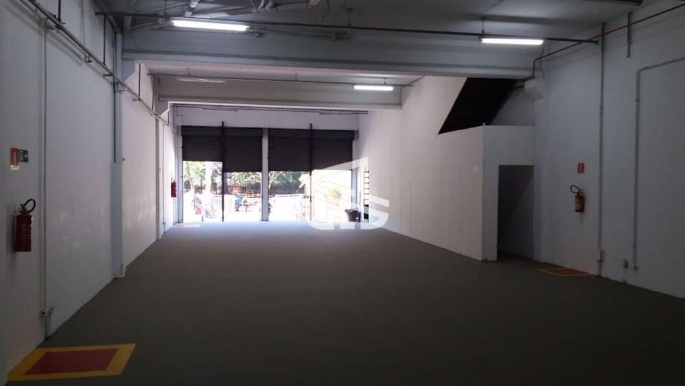 Depósito-Galpão-Armazém para alugar, 1000m² - Foto 1