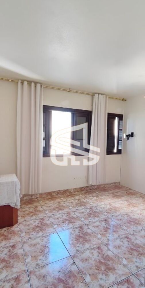 Sobrado à venda com 3 quartos, 336m² - Foto 4