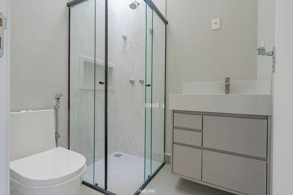 Casa, 3 quartos, 194 m² - Foto 2