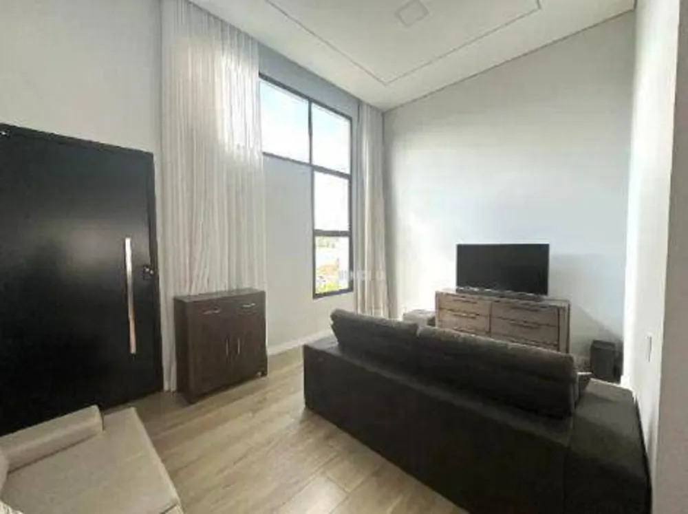 Casa, 4 quartos, 327 m² - Foto 2