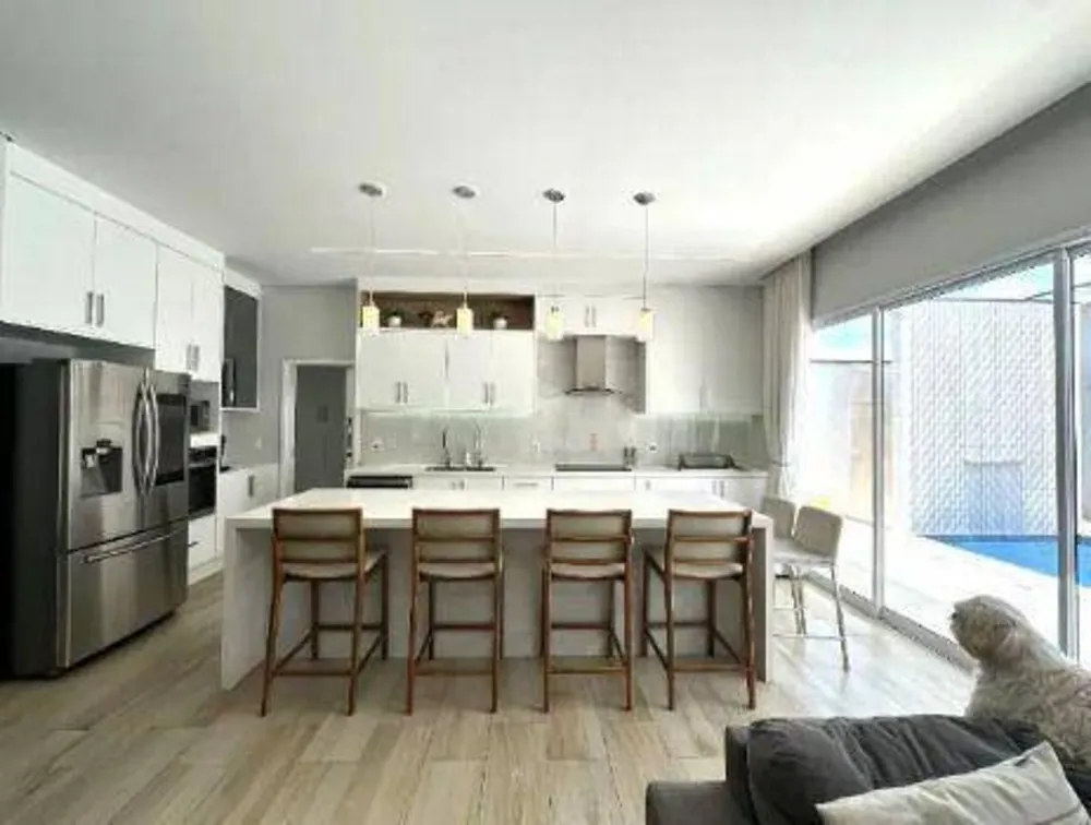 Casa, 4 quartos, 327 m² - Foto 1