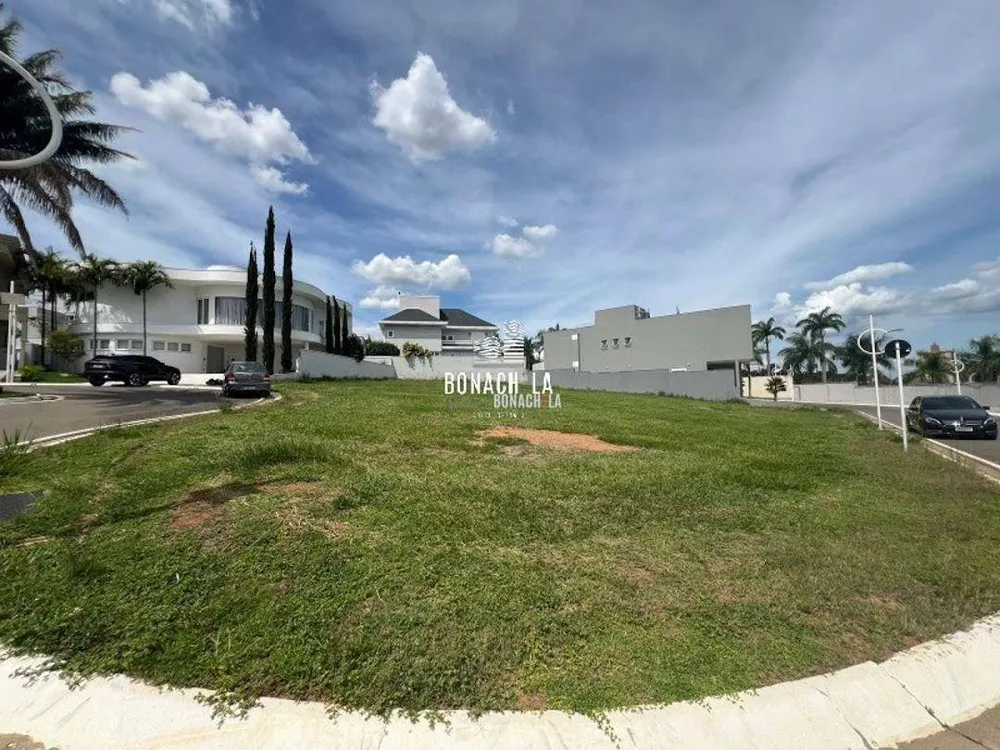 Loteamento e Condomínio, 604 m² - Foto 1