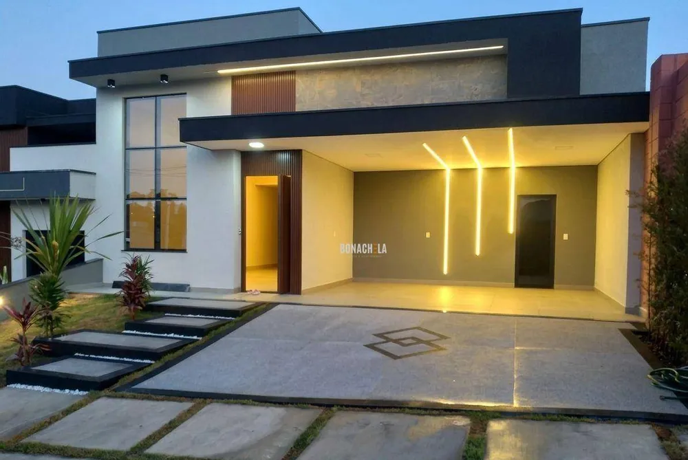 Casa, 3 quartos, 172 m² - Foto 1