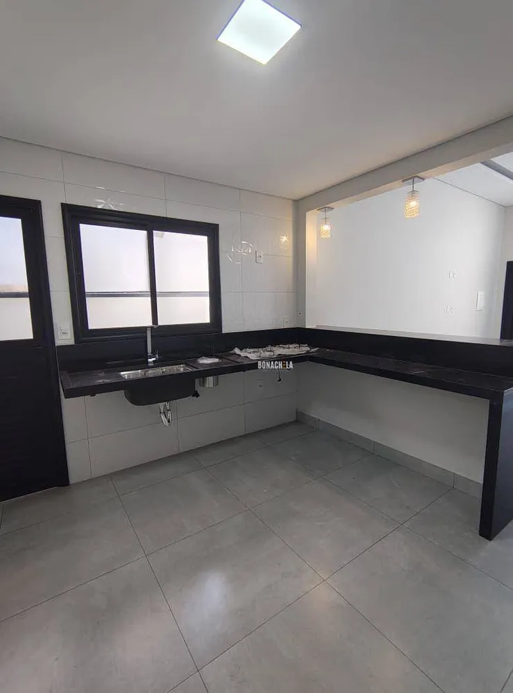 Casa, 2 quartos, 70 m² - Foto 1