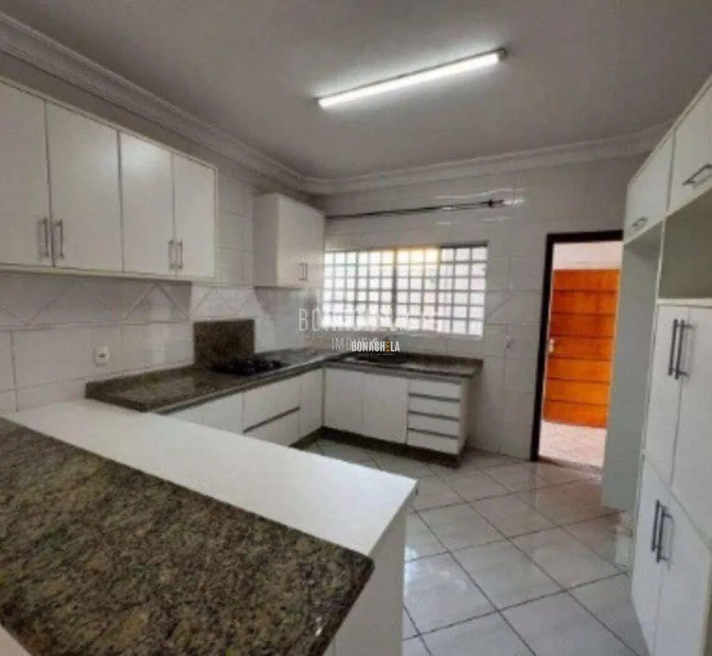 Casa, 3 quartos, 180 m² - Foto 4