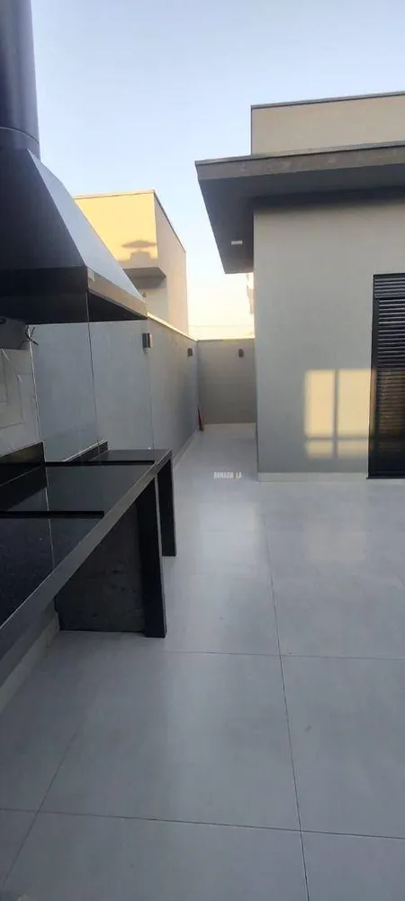 Casa, 3 quartos, 196 m² - Foto 1